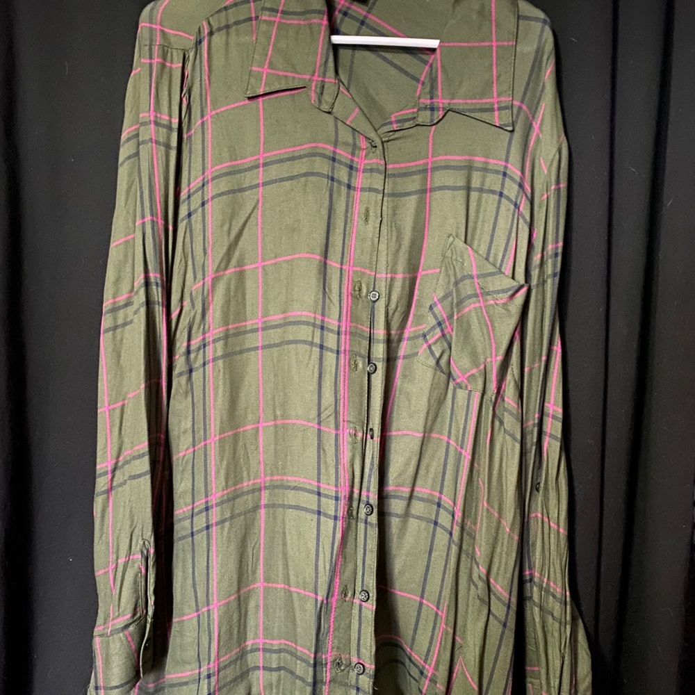 Faded Glory long sleeve button down